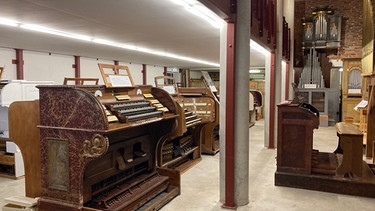 Orgeln im Orgelmuseum im Schloss Valley | Bild: BR / Andreas Pehl
