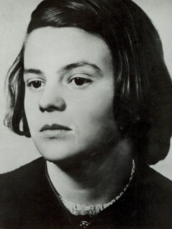 Sophie Scholl, die als Mitglied der Muenchner Widerstandsbewegung Weisse Rose vom NS-Regime 1943 hingerichtet wurde. | Bild: picture-alliance/dpa