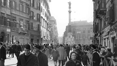 Mariensäule in Rom, Piazza di Spagna | Bild: picture alliance / akg-images | akg-images / Paul Almasy
