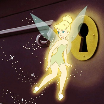 Walt Disney's berühmte Fee "Tinker Bell" aus "Peter Pan" (1953) | Bild: picture-alliance/dpa/Everett Collection