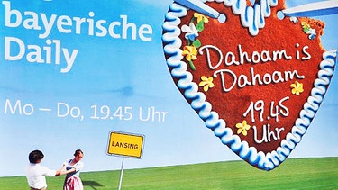Plakat für "Dahoam is Dahoam" | Bild: picture-alliance/dpa