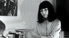 Die Schriftstellerin Gisela Elsner Anfang der 60er Jahre in ihrer Wohnung in Rom. | Bild: picture-alliance / dpa | ansa