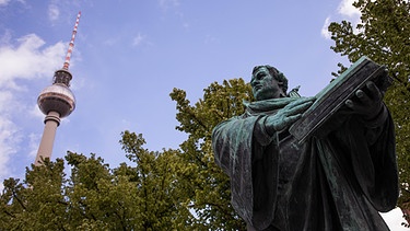 DEKT 2017 /Denkmal Martin Luthers in Berlin | Bild:  Jörg Carstensen/dpa
