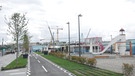 Teile der Uferpromenade und eines Spielplatzes sind schon fertig: „Belgrade Waterfront“ soll schnell ein für die Bewohner Belgrads positives Gesicht erhalten.  | Bild: BR / Dejan Stefanovic
