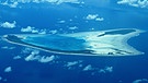 Luftaufnahme der Kiribati-Inseln im Pazifik | Bild: picture-alliance / Helga Lade Fotoagentur GmbH, Ger