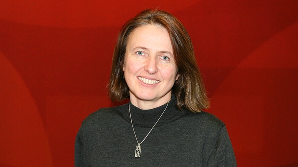 Astrid Freyeisen, BR-Wirtschaftsredakteurin, Spezialthemen: China, Zeitgeschichte. | Bild: BR/Anna Hunger