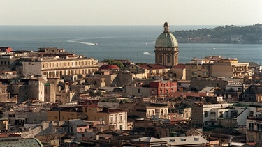 Blick auf Neapel | Bild: picture-alliance/dpa