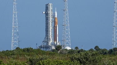 Artemis 1 auf der Startrampe für den abgesagten Start am 3. September 2022
| Bild: picture-alliance/dpa