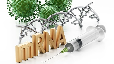 Illustration eines Schriftzugs "mRNA" mit Impfspritze und Coronaviren. | Bild: picture alliance/Zoonar/Cigdem Simsek