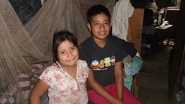 Guatemala - Reyna und Edvin Gonzales in ihrer Hütte | Bild: BR Andreas Boueke