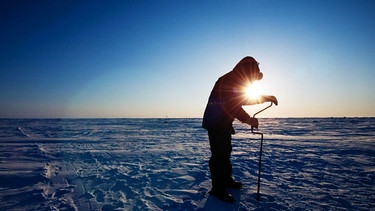 Polarforscher bei der Arbeit | Bild: picture-alliance/dpa/Ramil Sitdikov/RIA Novosti