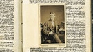 Seite aus dem Tagebuch Ignaz Meyers mit einem Foto, auf dem er selbst zu sehen ist | Bild: Stadtarchiv und Stadtmuseum Aichach