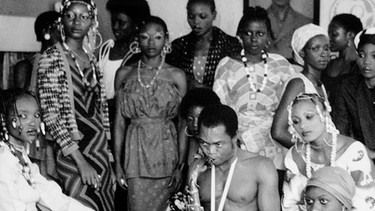 Fela's "Queens" | Bild: Janet Griffiths / Knitting Factory Records
