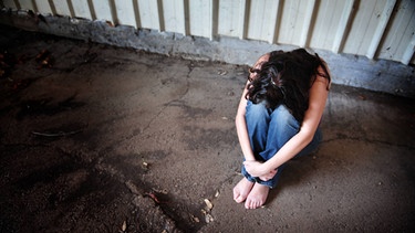 Symbolbild, Opfer von häuslicher Gewalt | Bild: picture alliance / Photoshot | -