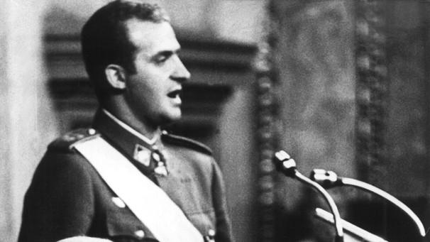 Juan Carlos bei seiner Vereidigung | Bild: picture-alliance/dpa