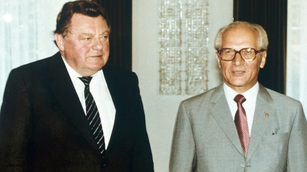 Ministerpräsident Franz Josef Strauß und Erich Honecker | Bild: picture-alliance/dpa