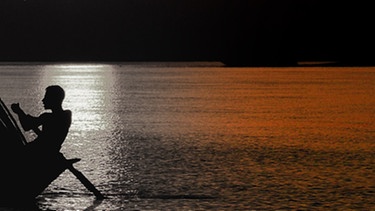 Fischermann auf dem Brahmaputra River  | Bild: picture-alliance/dpa