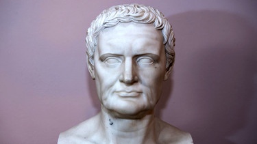 Statue des Aristoteles | Bild: picture-alliance/dpa