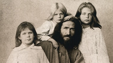 K.W. Diefenbach mit seinen Kindern | Bild: picture-alliance / akg-images