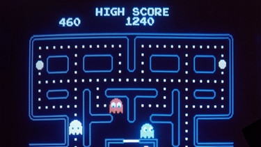 Das Computerspiel "Pac Man" auf einem Monitor. | Bild: picture alliance/AP Photo | Uncredited