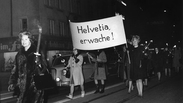 Demonstration zum Frauenwahlrecht in Zürich 1967  | Bild: picture-alliance/dpa