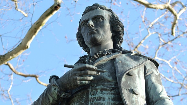 Statue von Friedrich von Schiller | Bild: Michael Latz/dapd