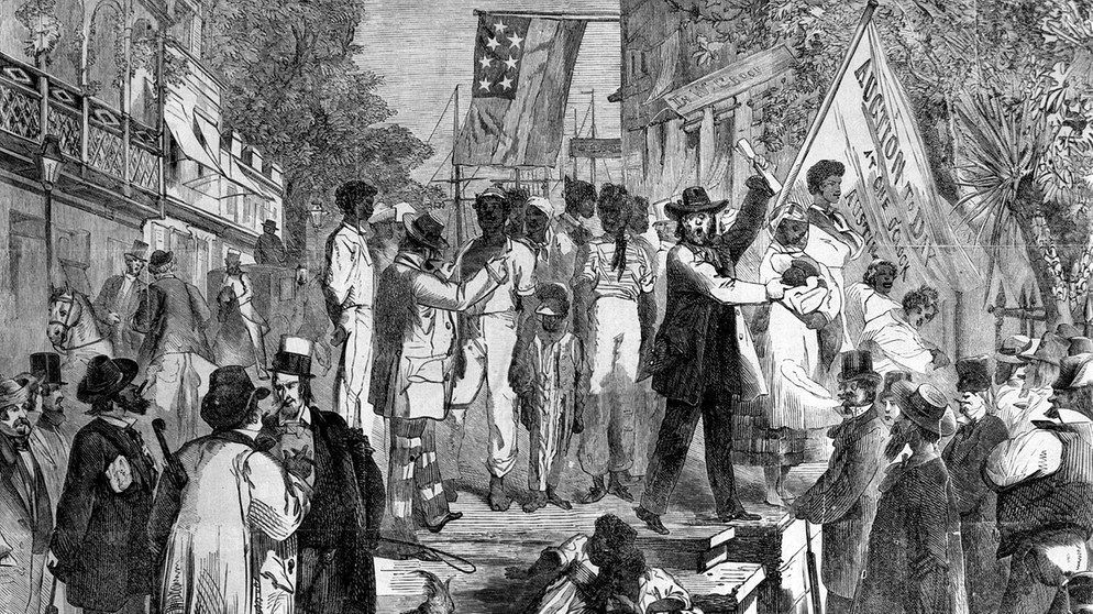 Menschen als Ware: Afrikanische Sklaven werden um 1860 auf einem Markt in den Südstaaten versteigert (Zecihnung) | Bild: picture-alliance/dpa