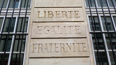 Liberté, Egalité, Fraternité | Bild: picture-alliance/dpa