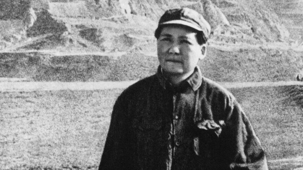 Der spätere chinesische Staatschef Mao Zedong im Jahr 1945 in Yenan | Bild: picture-alliance/dpa