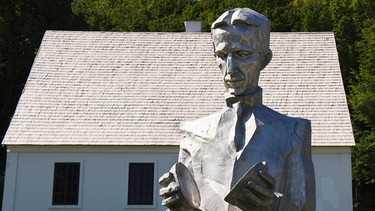 Nikola Tesla Statue | Bild: picture-alliance/dpa