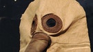 Reproduktion einer Pestarztmaske im Kasseler Museum für Sepulkralkultur | Bild: picture-alliance/dpa