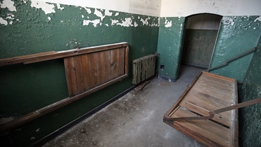 Darstellung: Ehemaliges DDR-Gefängnis | Bild: picture-alliance/dpa