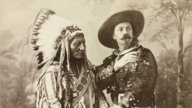 Indianer mit Cowboy | Bild: picture-alliance/dpa