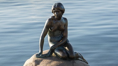 Kleine Meerjungfrau in Kopenhagen | Bild: picture-alliance/dpa