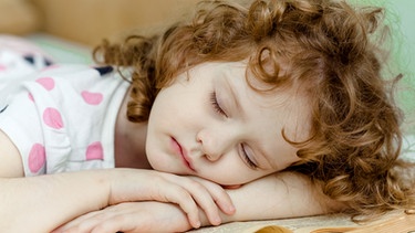 Schlafendes Kind | Bild: colourbox.com