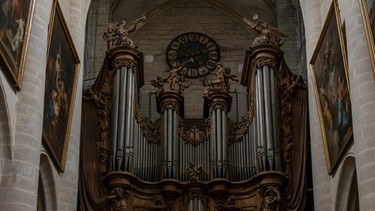 Orgel in der Collegiale Notre Dame in Dole, Frankreich. | Bild: picture alliance / Zoonar | Nando Lardi