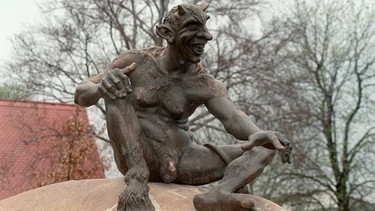 Teufel Skulptur | Bild: picture-alliance/dpa