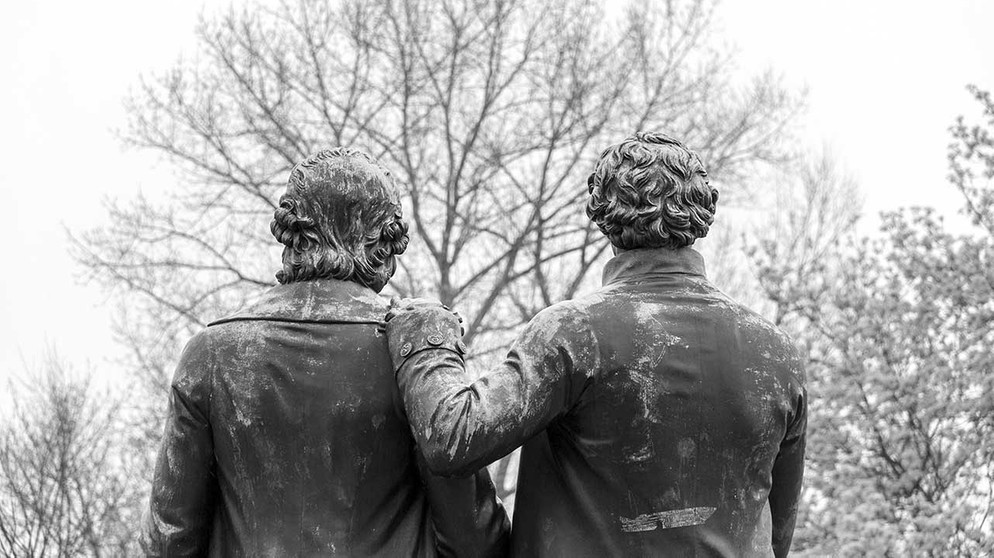 Denkmal: Schiller und Goethe | Bild: picture-alliance/dpa