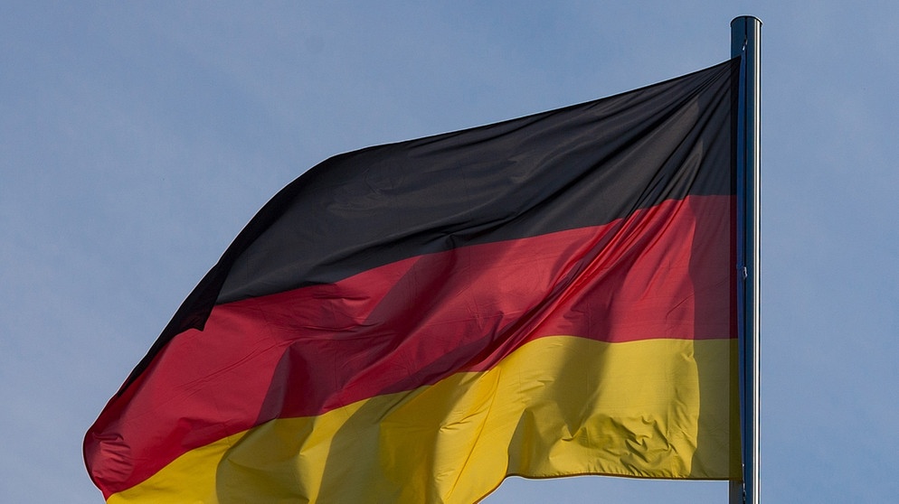 Deutsche Flagge | Bild: picture-alliance/dpa