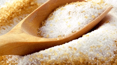 Brauner und weißer Zucker | Bild: FoodCollection