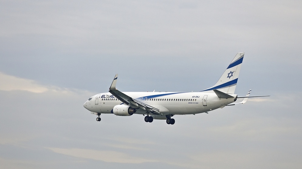 Auswanderung von Israelis nach Deutschland - Symbolbild (Boeing der El Al auf dem Flug nach Frankfurt) | Bild: picture alliance_Daniel Kubirski 