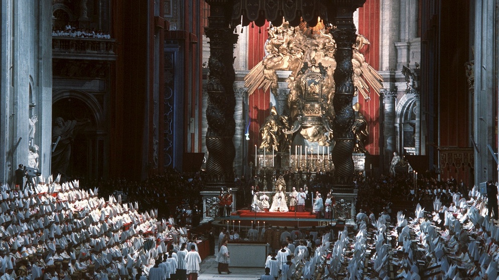 Das Zweite Vatikanische Konzil | Bild: picture-alliance/dpa