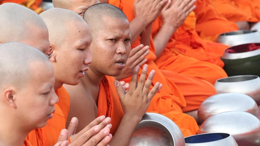 Buddhistische Mönche | Bild: picture-alliance/dpa