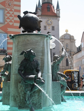 Der Fischbrunnen am Marienplatz | Bild: BR/Beatrix Rottmann