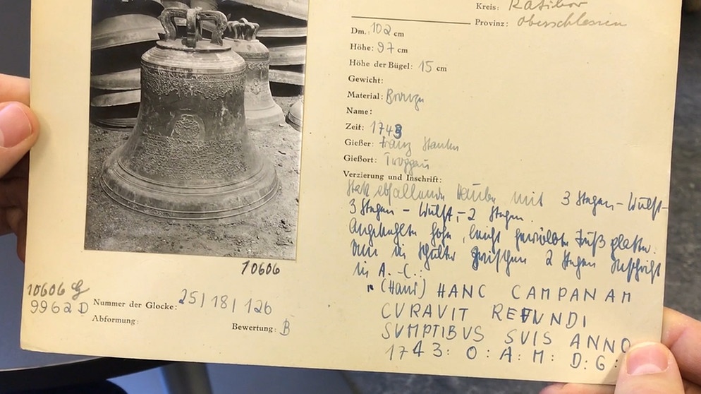 Karteikarte aus dem Deutschen Glockenarchiv mit der abgenommenen Glocke von Píšť | Bild: BR-Studio Franken/Ulrike Lefherz