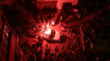 Mahraganat-Konzert auf einer Hochzeit in einem Vorort von Kairo. | Bild: Picture Alliance / AP Photo | Mosa'ab Elshamy