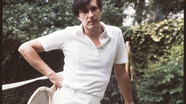 Bryan Ferry im Tennis-Outfit | Bild: picture-alliance/dpa