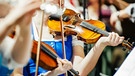 Geige | Bild: BR/Philipp Kimmelzwinger