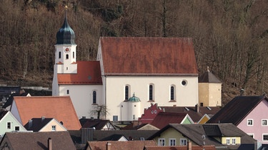 Kath. Pfarrkirche Mariä Himmelfahrt in Kipfenberg | Bild: Armin Reinsch