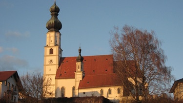 St. Bartholomäus in Oberbergkirchen in Oberbayern | Bild: Elisabeth Naurath